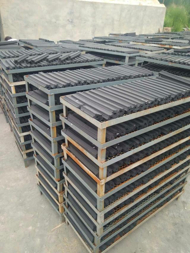 三百多收廢舊木材，辦一個(gè)小型機(jī)制木炭廠可行嗎？